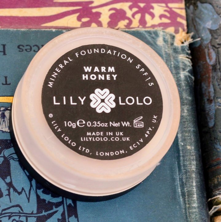 lily lolo foundation review